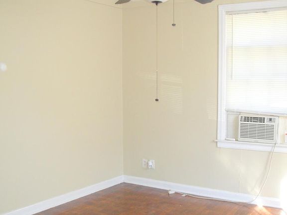 5th image of 320 Olivia Ct APT A