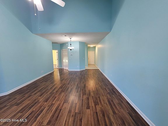3rd image of 727 Bragg Dr APT H