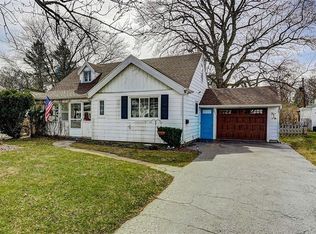 291 Avondale Rd, Rochester, NY 14622