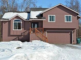 20633 Crabtree St, Chugiak, AK 99567