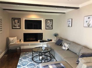 229 North St, New Hyde Park, NY 11040