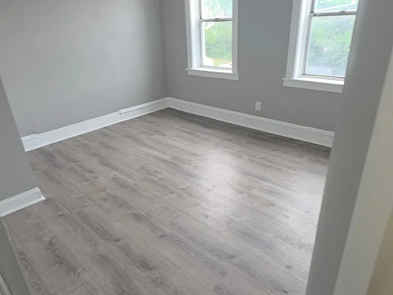 104 Lawrence St #4 — Photo 6