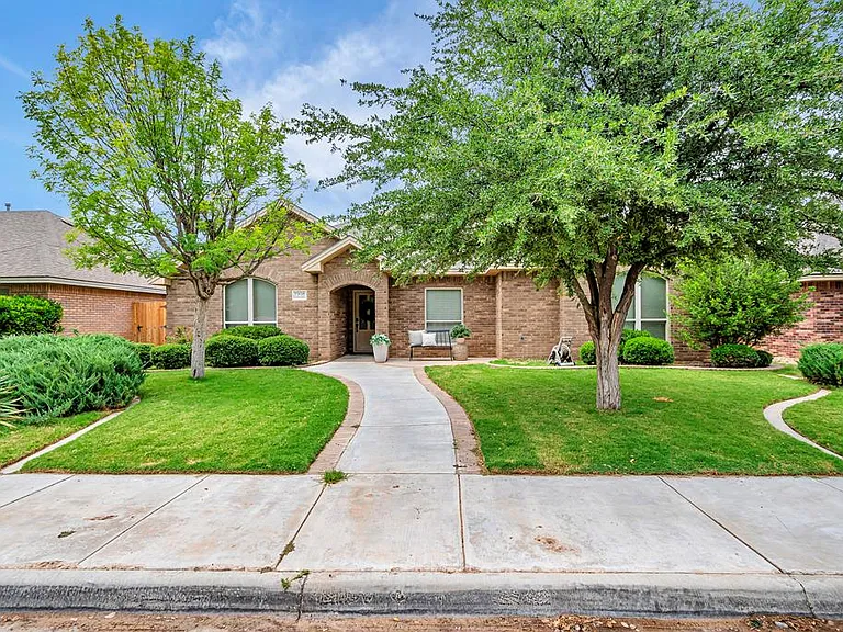 5908 Pedernales Dr — Photo 37