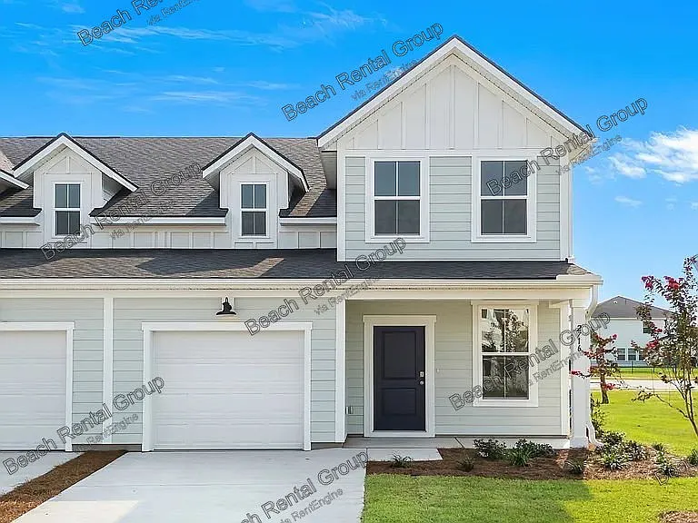 4 bed, 2.5 bath, $2,450 — Photo 1