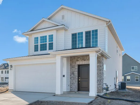 997 N Amberly Dr, North Salt Lake, UT 84054