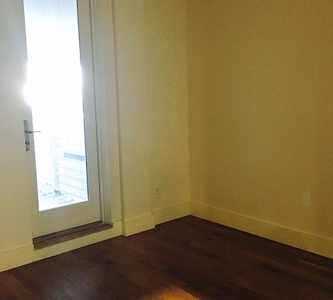 3rd image of 433 Grand St #3