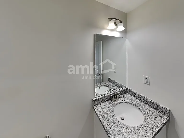 5034 Twin River Dr — Photo 16