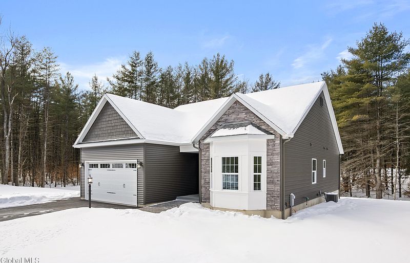 2nd image of 14 Hudson Heights Drive
