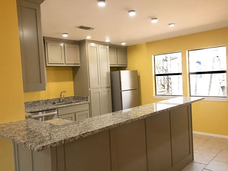 4938 Blue Water Cir — Photo 2