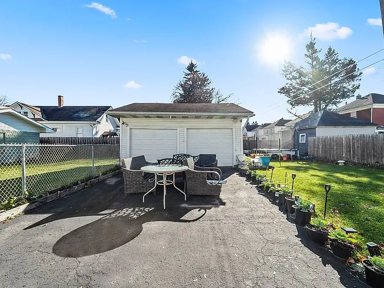 112 Grand Ave — Photo 11