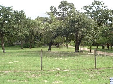 569 Capote Oaks Dr, Seguin, TX 78155 | Zillow