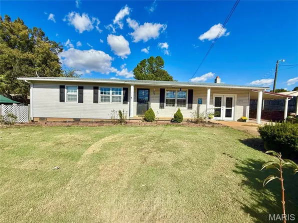 210 Delmar St, Fredericktown, MO 63645
