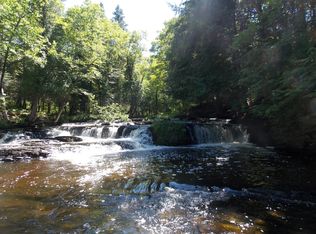 E Falls River Dr, Lanse, MI 49946