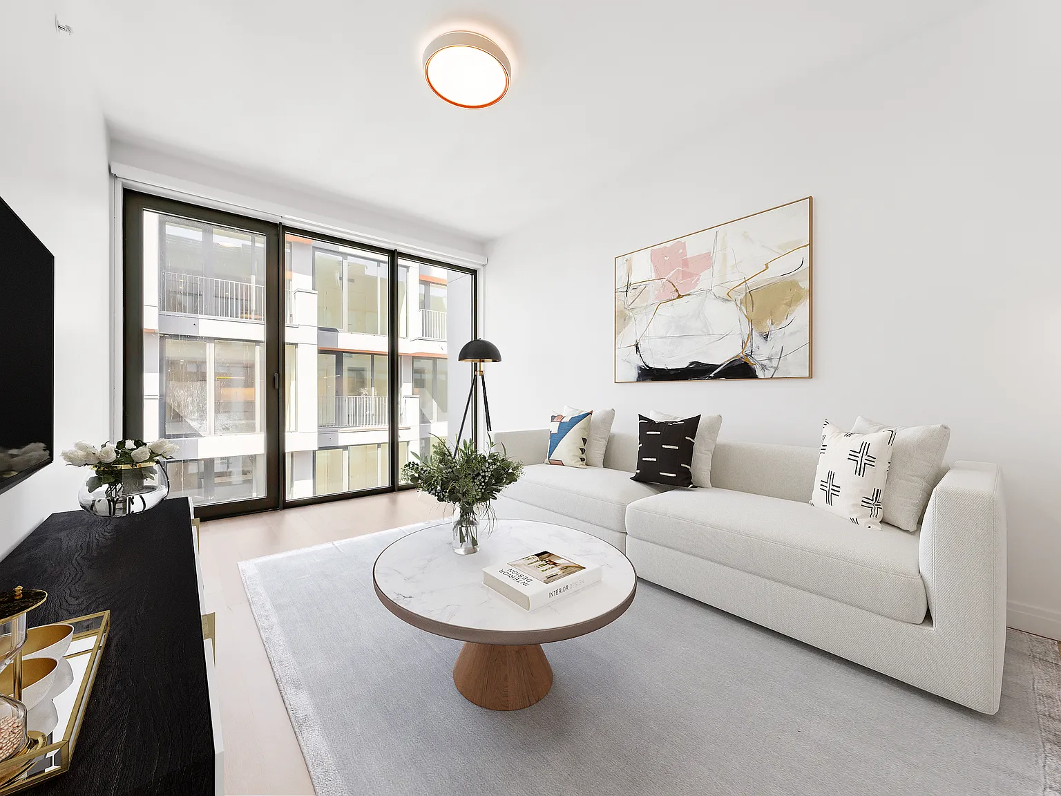 255 Lorimer Street — Photo 2