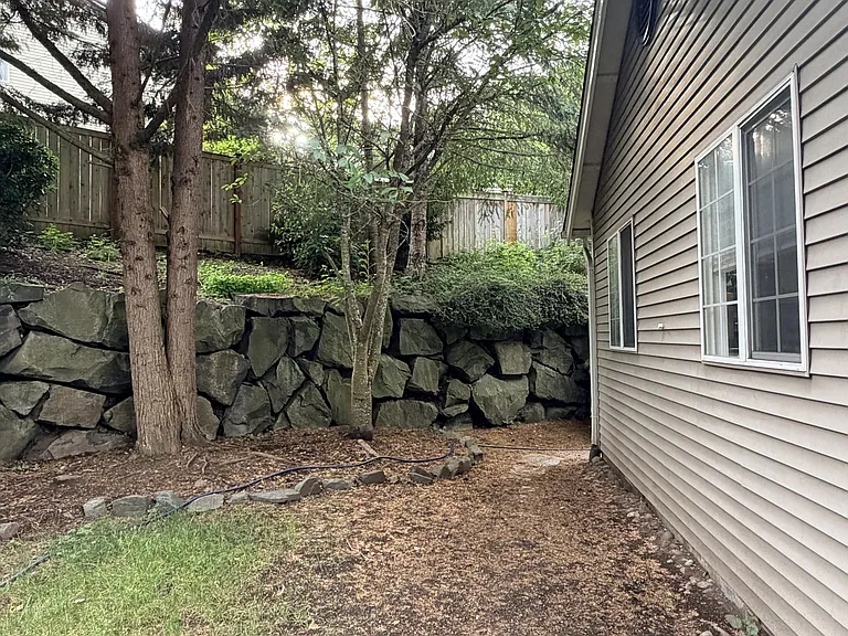 2933 McBride Ct — Photo 16