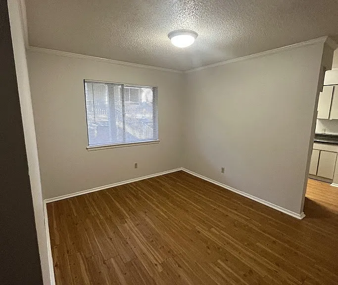 Juniper Springs Apartments — Photo 164