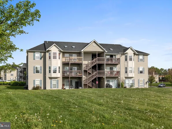 164 Brookland Ct APT 2, Winchester, VA 22602