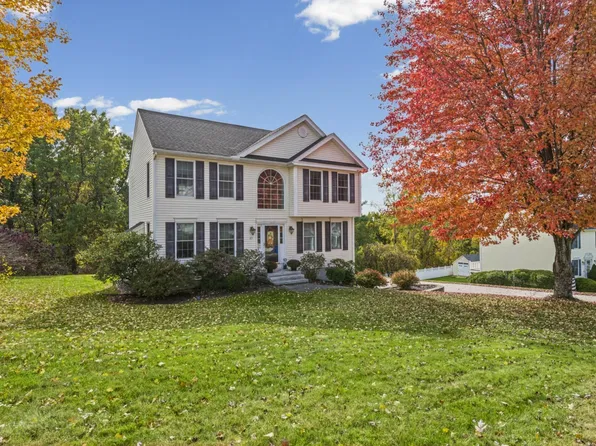 23 Bear Path Lane, Hudson, NH 03051-5100