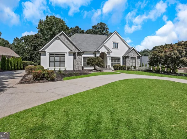 6815 Sunbriar Dr, Cumming, GA 30040