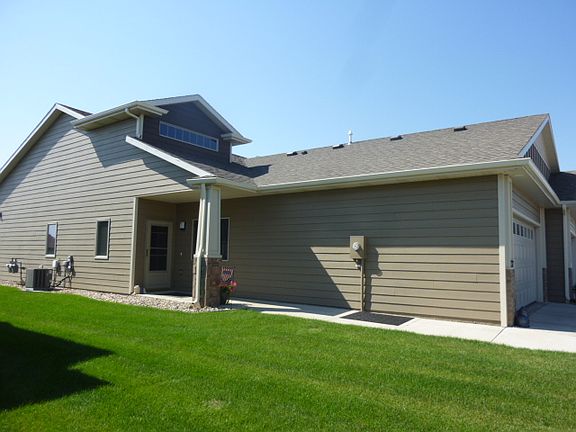 3rd image of 737 E Eldorado Dr.