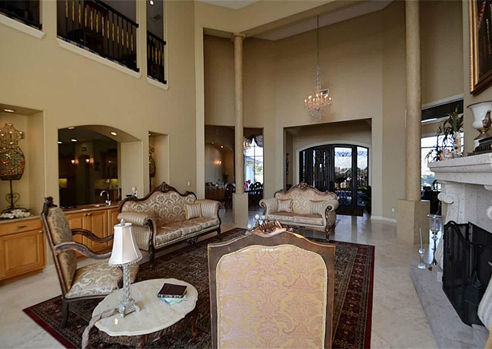 1st image of 7618 Serene Ave