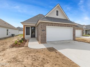 103 Ancona Ln, Youngsville, LA 70592