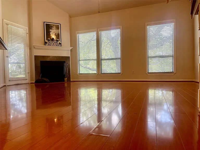 4144 SW Greystone Way #505 — Photo 6