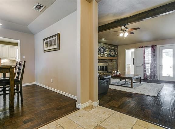 4th image of 7812 Woodharbor Dr