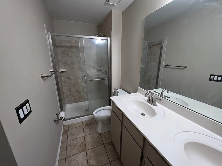 1310 Crossings Ct #D — Photo 7