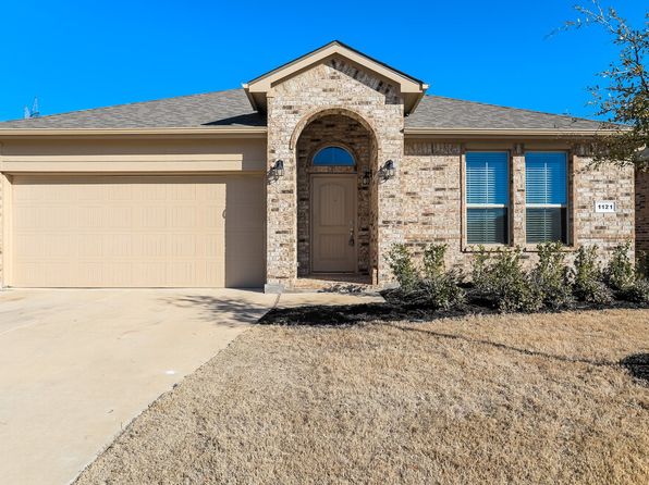 1121 Pierz Dr