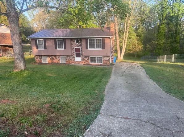 29 Leigh St, Commerce, GA 30529