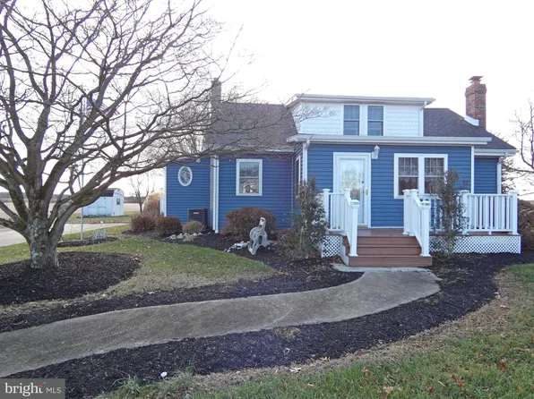 99 Humphreys Ave, Pennsville, NJ 08070