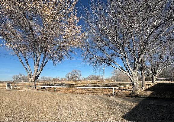 3rd image of 14 Marquez Ln