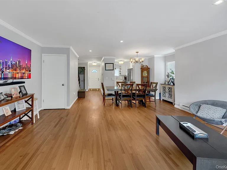 1901 Village Dr — Photo 20