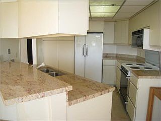 2nd image of 2414 Front St Unit 2