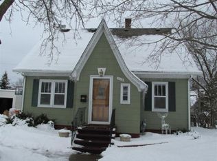 1618 Woodland Ave, Eau Claire, WI 54701