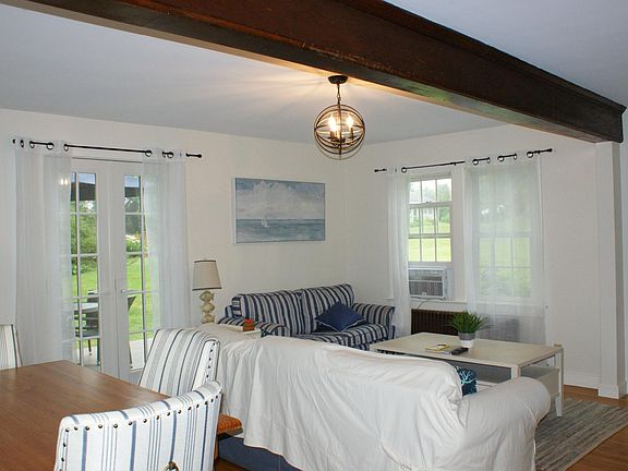 5th image of 26 Acacia Dr S #C