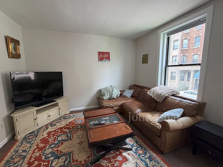 3 Sutherland Rd #4 — Photo 27