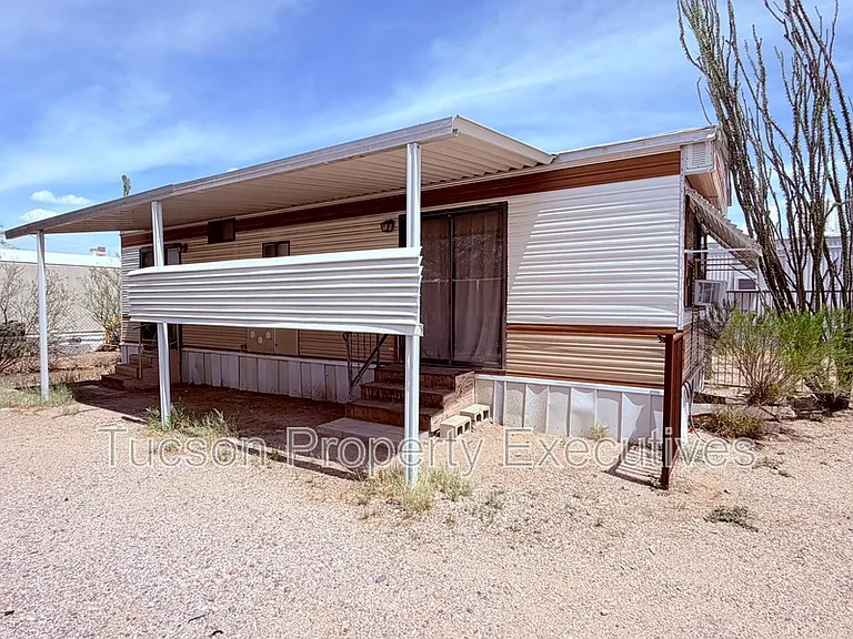 4580 E Rex St #B — Photo 8