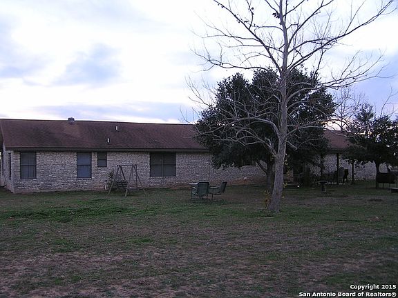 3rd image of 750 Barth Ln