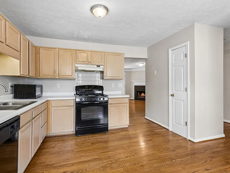 88 Bridge View Dr — Photo 13