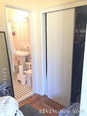 Rented by Living New York | media 22