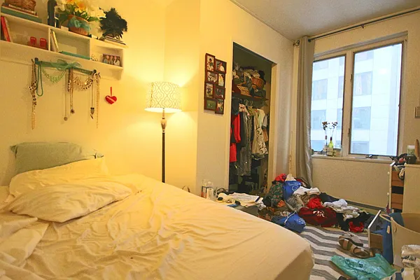 Rented by Keller Williams NYC | media 19