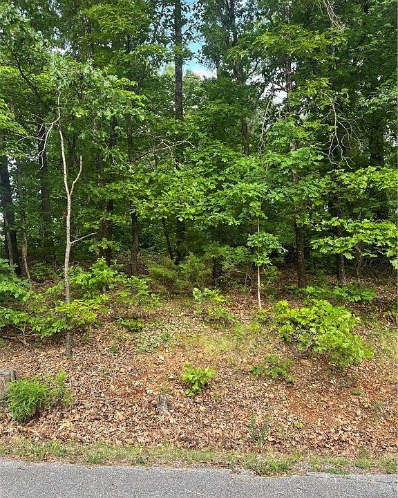 1st image of 73 Bowes Ln