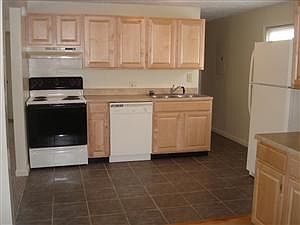 1st image of 3021 Wilson St