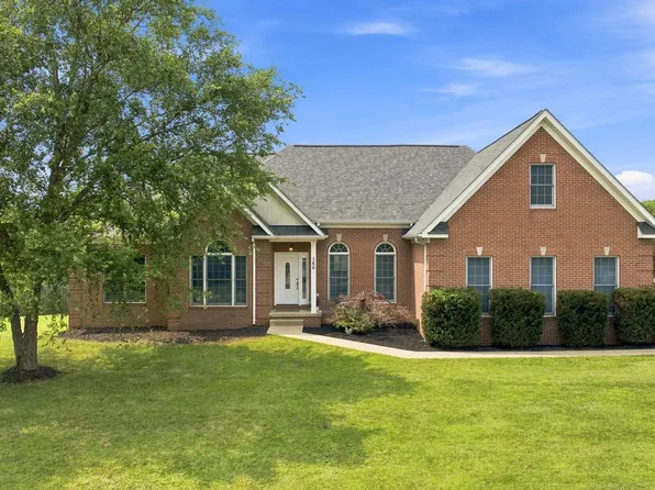 160 Bufflehead Dr, Harpers Ferry, WV 25425