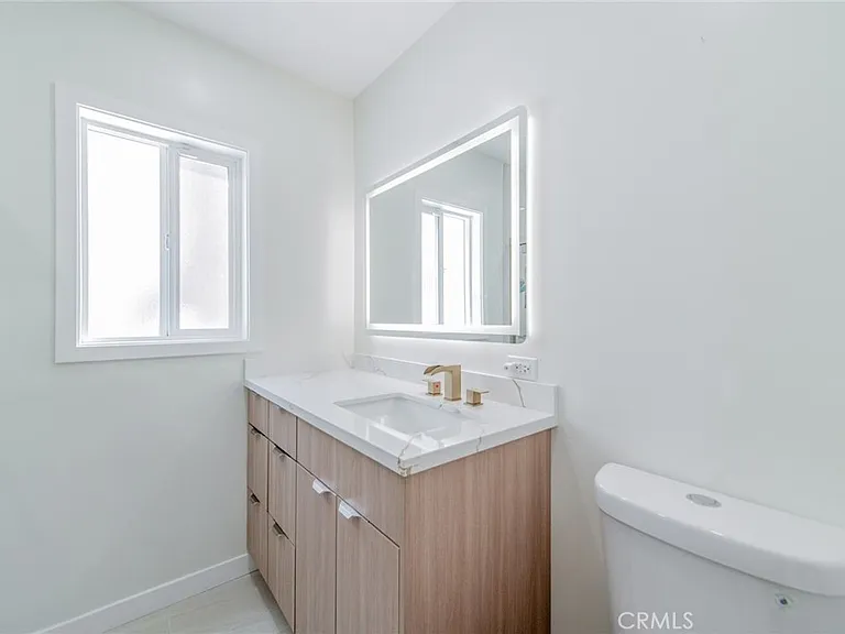4534 Lennox Ave — Photo 11