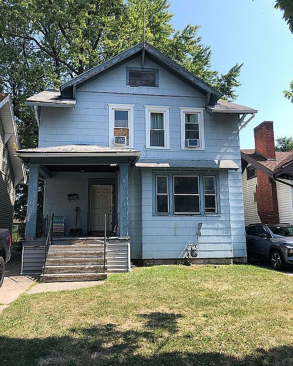 1st image of 88 Winspear Ave