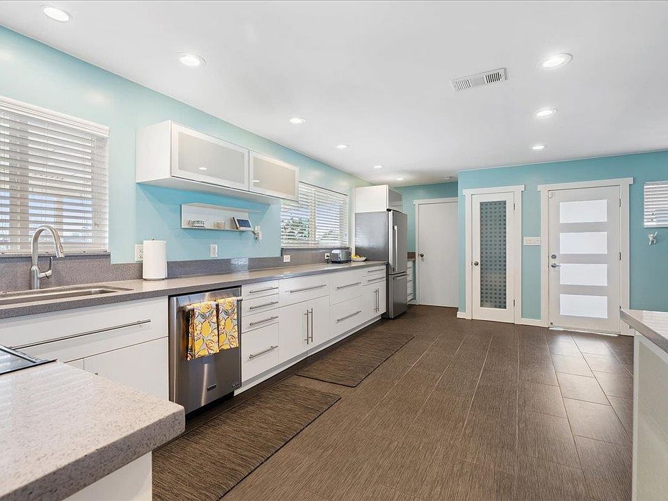 1st image of 7261 Dry Creek Rd