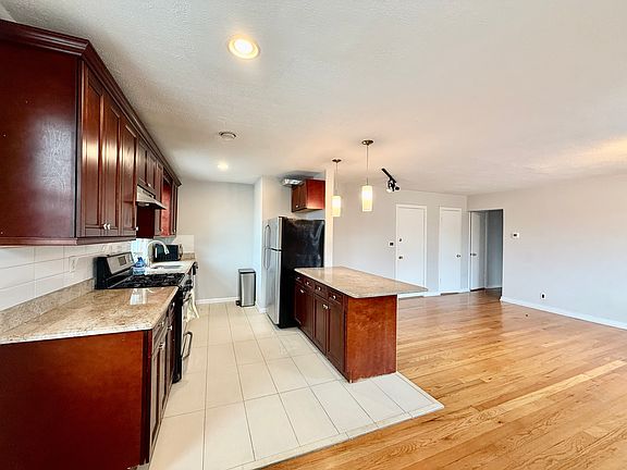 5th image of 21402 46th Ave #2